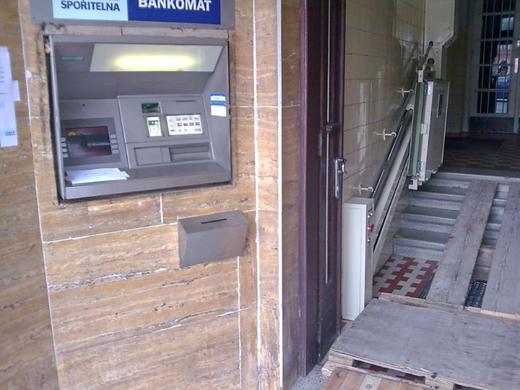 Bankomat 03.png